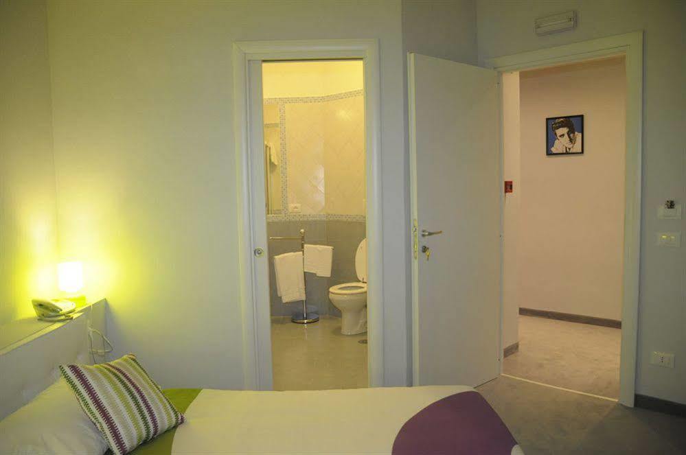 St Peter's House Villa Roma
